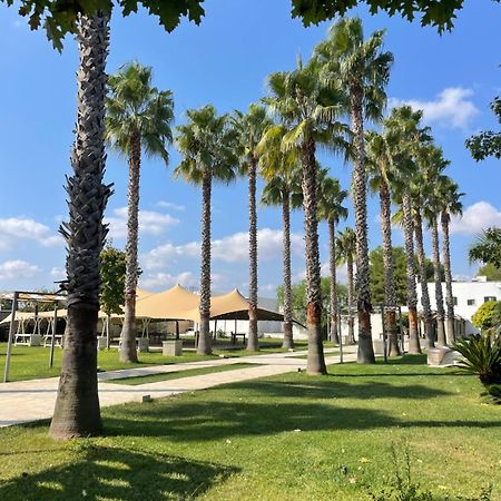 Parco Degli Aranci Acomodação com café da manhã Cutrofiano Exterior foto